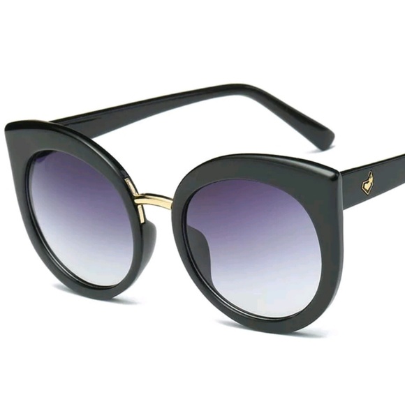 New Retro Round Cat Eye Design Sunglasses - Picture 4 of 5